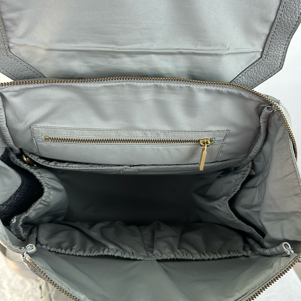Freshly Picked Classic Diaper Backpack Bag - Picture 6 of 12